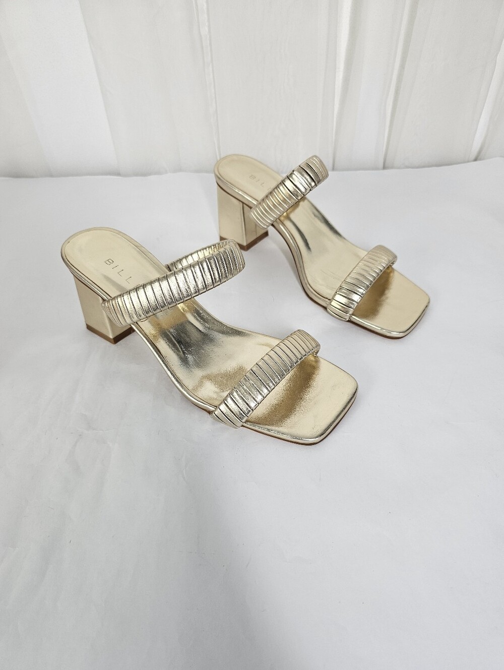 Billini Ula Antique Gold Metallic Textured Block Heel Sandals Size 6